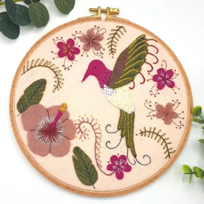 Nouveaux Kits  Broder Corinne Lapierre
